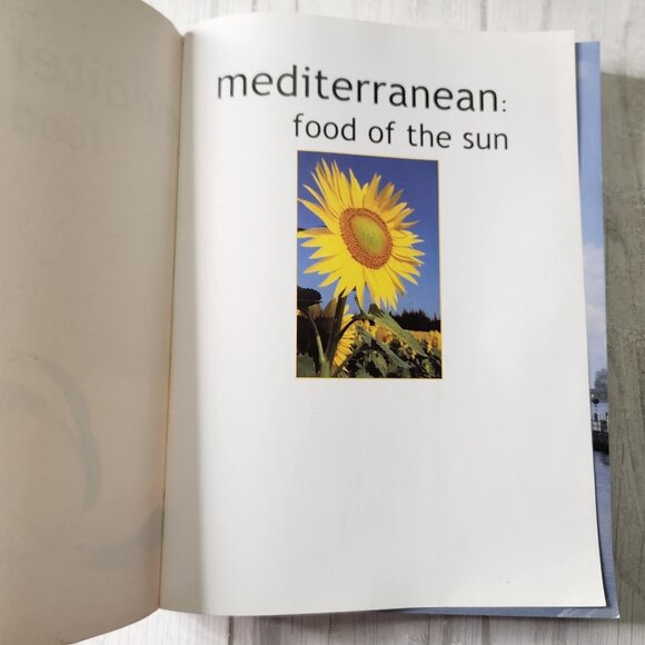 Mediterranean: Food Of The Sun: A Culinary Tour of Sun-drenched Shores 400 + - Picture 5 of 11